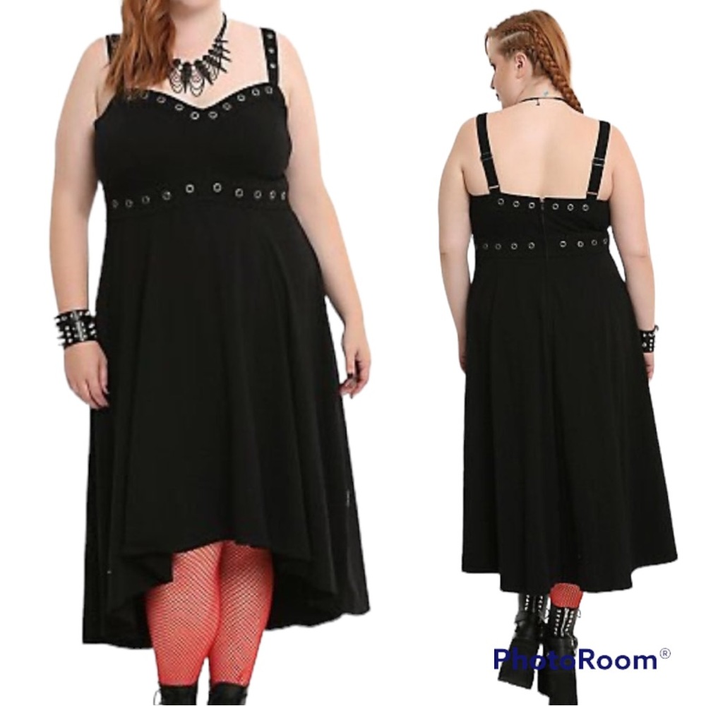Nwot tripp dress - hi lo with hematite accents